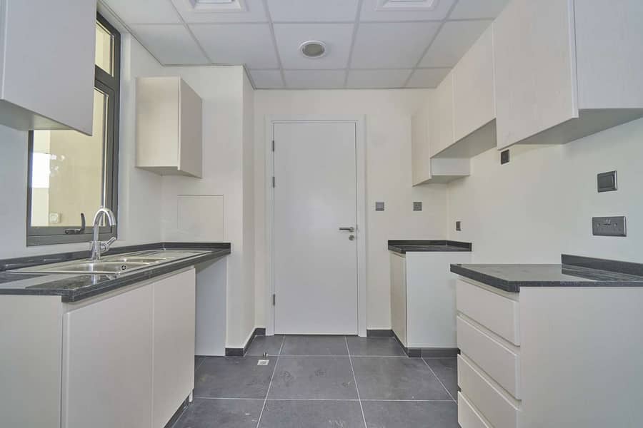 2 Astonishing 3 Bed Ready to View No Agents