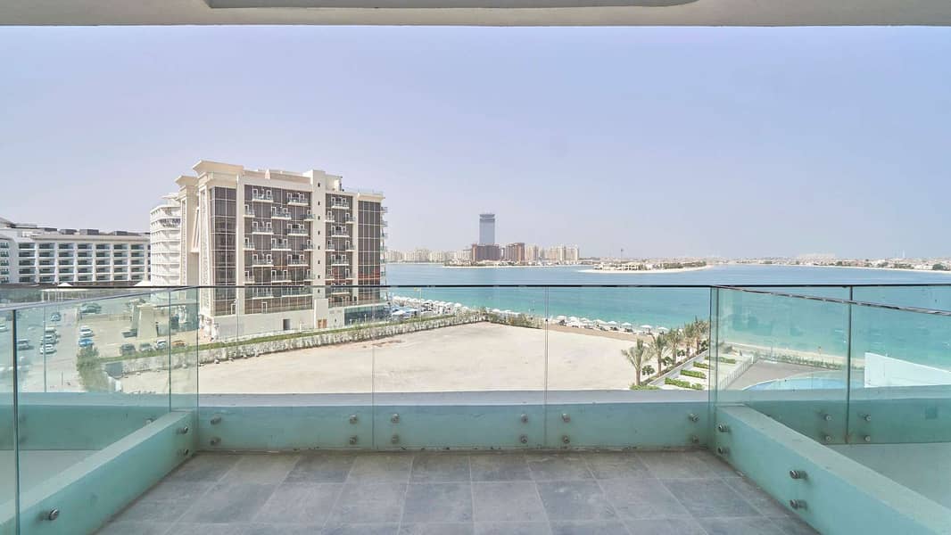 3 New Apartment with Sea View and Private Beach