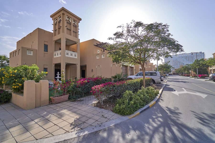 18 Well-Maintained Dubai Style Villa