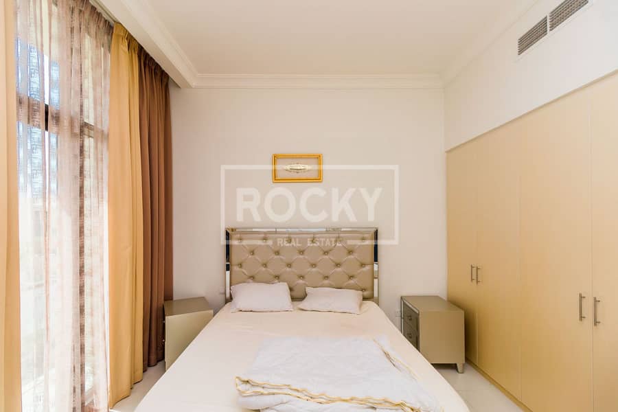 8 Luxurious | Rented unit | En-suite rooms