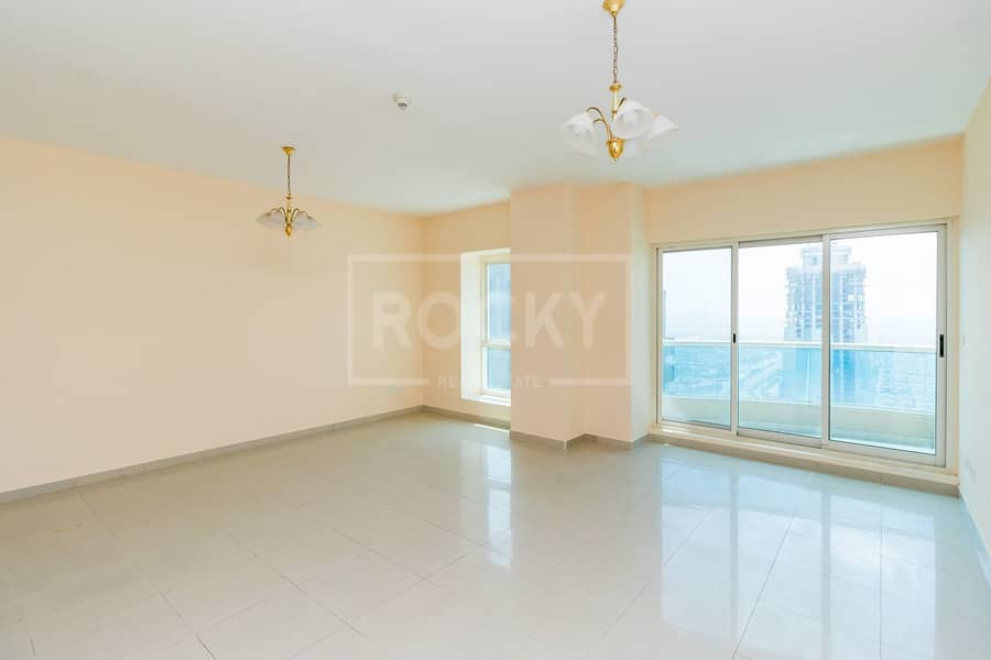 18 Top Floor | 3 Bed | plus Maids Room | Lake Point Tower