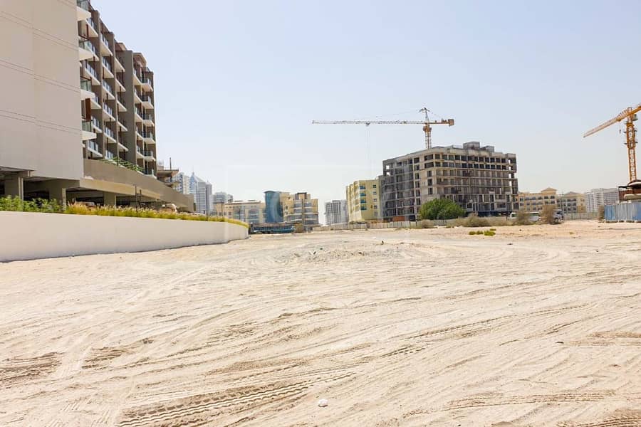 ارض تجارية في مجان دبي لاند 11500000 درهم - 5258112