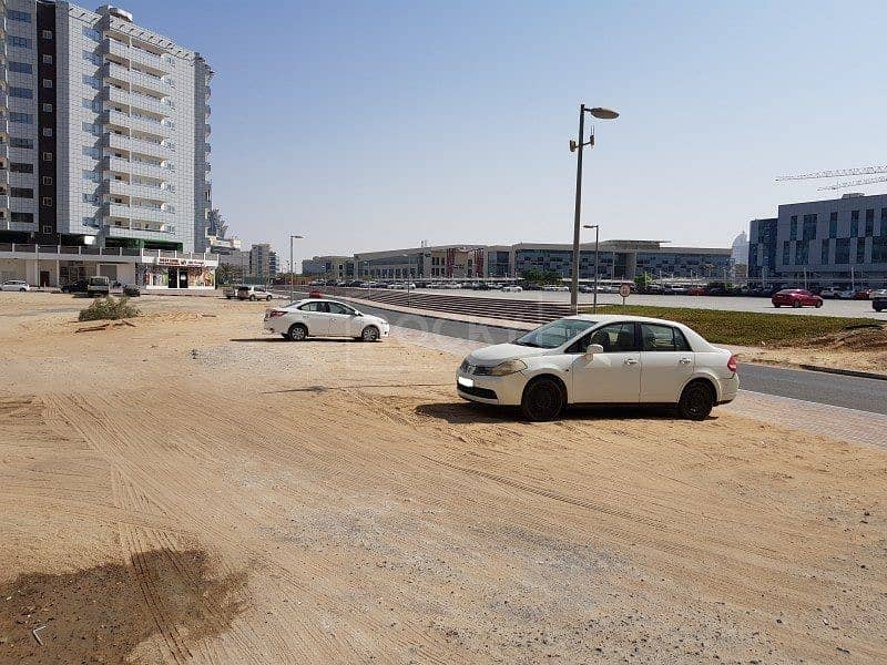 ارض سكنية في واحة دبي للسيليكون 25000000 درهم - 3420598