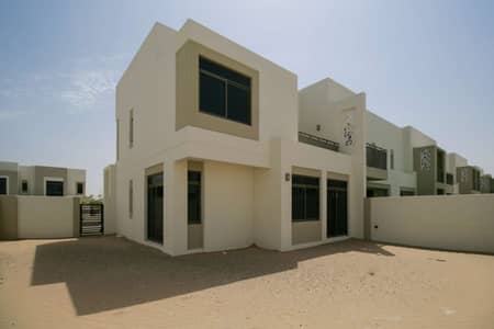 4 Bedroom Townhouse for Sale in Town Square, Dubai - Single Row Corner Unit with Island Kitchen