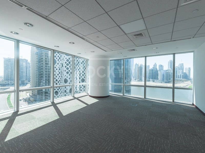 4 No Commission | Office | Burj Khalifa View | 2 Parking | Business Bay