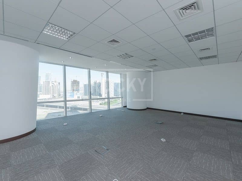 8 No Commission | Office | Burj Khalifa View | 2 Parking | Business Bay