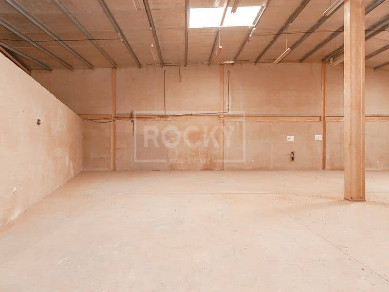 Warehouse Available for rent in DIP 1