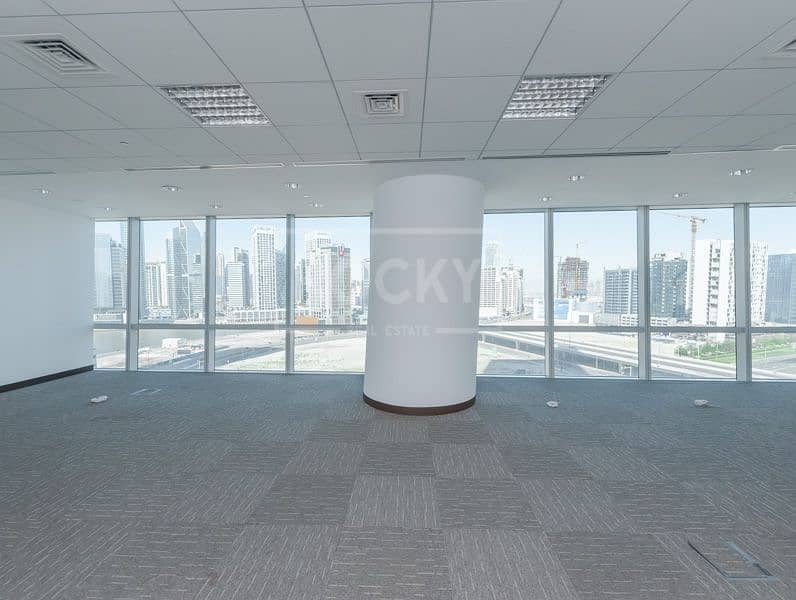 16 No Commission | Office | Burj Khalifa View | 2 Parking | Business Bay