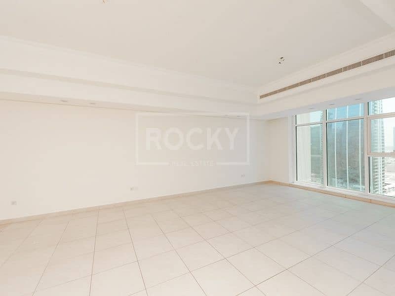Spacious | High Floor | 2-Bed | Lake View