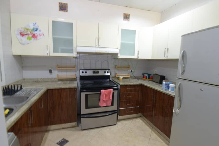 9 Ready to Move. 3Bed+Maids/ Basement/Terrace.