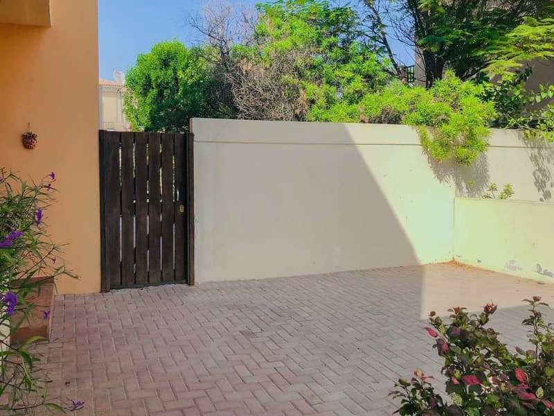 16 Spacious Well-Maintained Type 3E in Reem