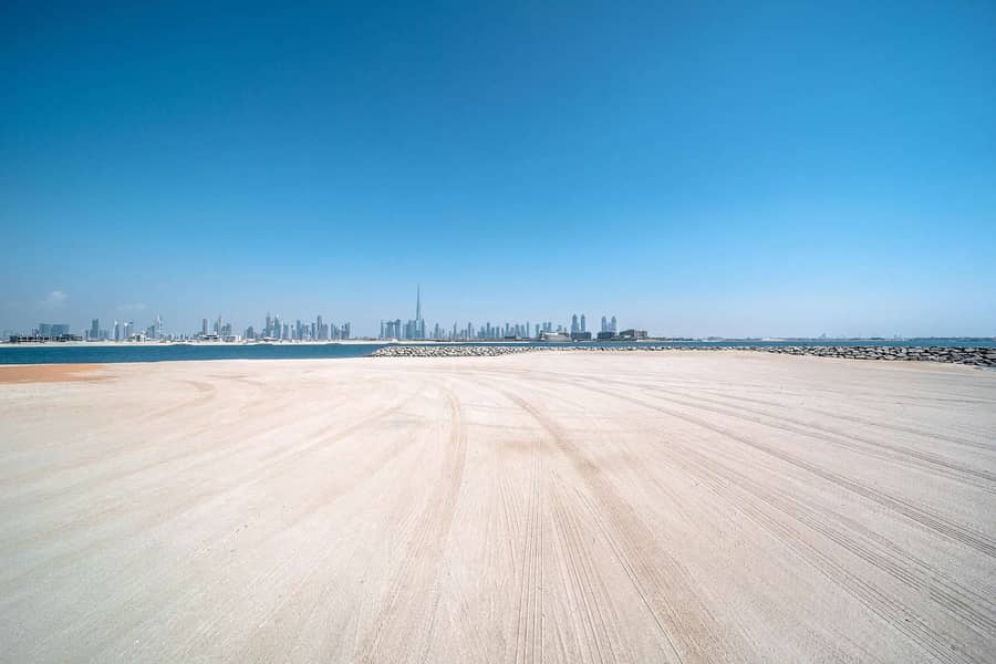 8 Corner plot on the Pearl Jumeirah