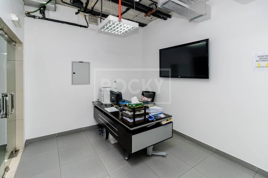 2 Fitted Office | 1st Year AC Free | 4 Parking | Icon Tower