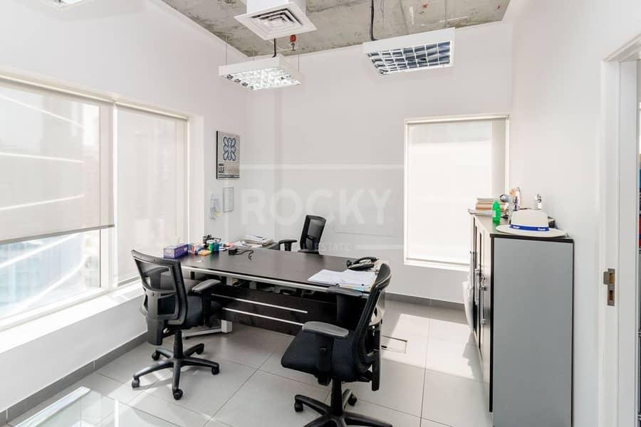 6 Fitted Office | 1st Year AC Free | 4 Parking | Icon Tower