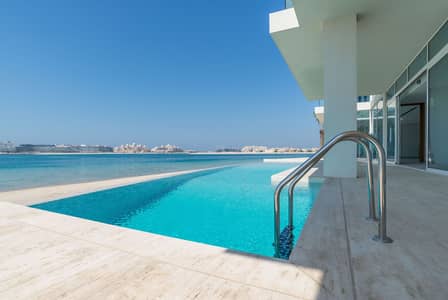 6 Bedroom Villa for Rent in Palm Jumeirah, Dubai - All Bills Included |Access to Beach| Private Pool