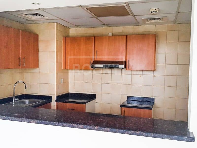 4 Chiller in Dewa | 1 Bed | Road View