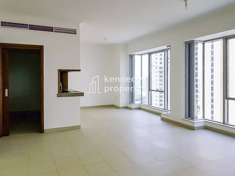 Sea View | Spacious | Chiller Free | White Goods Sea View | Spacious | Chiller Free | White Goods