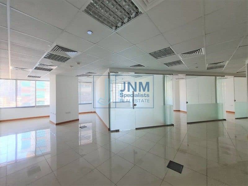 16 Fitted Office Space with 5 Partitions | Low Floor