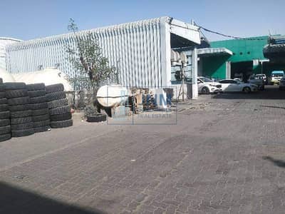 ارض تجارية  للايجار في القوز، دبي - 62000 Sq-ft Commercial land with warehouse for rent