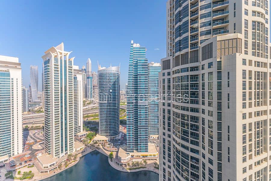 23 Emirates living and lake view|fitted ofc