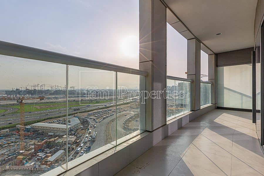 10 Low Floor | Fully Furnished | Paramount Tower A