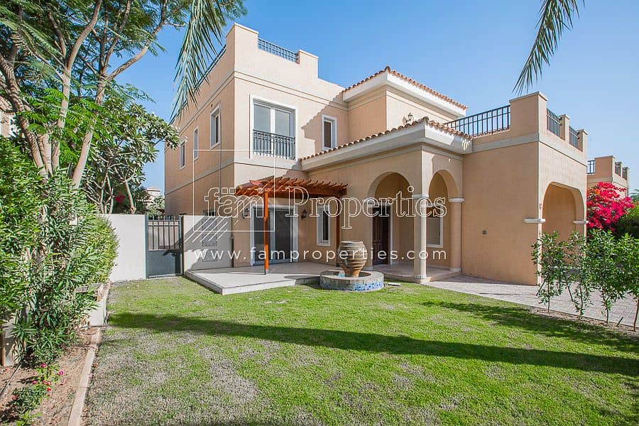 5 Bed with Pool| Great condition| Amazing Location