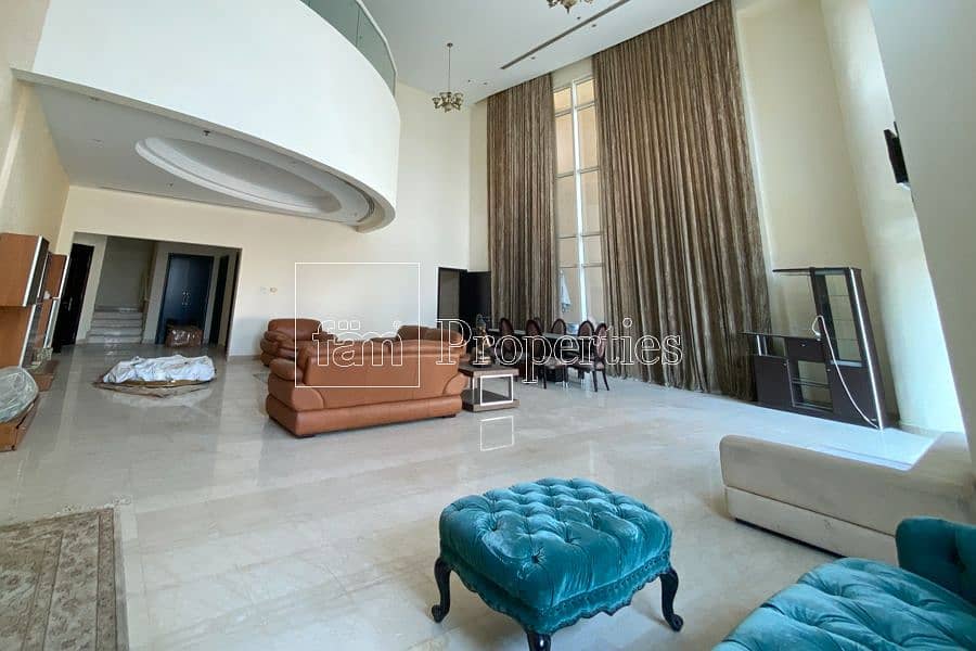 2 Grand Duplex Apartment with Private Pool