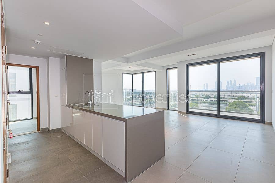 13 Fitted Kitchen | New 3BR Apt | Burj view | Vacant