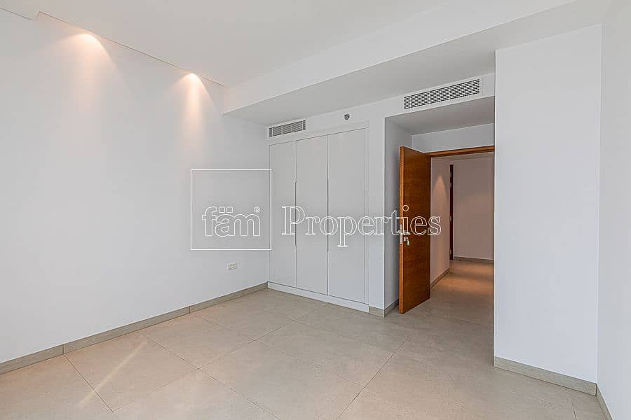 14 Fitted Kitchen | New 3BR Apt | Burj view | Vacant