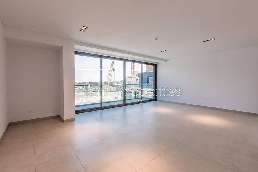 Fitted Vacant and Modern One Bedroom Apt
