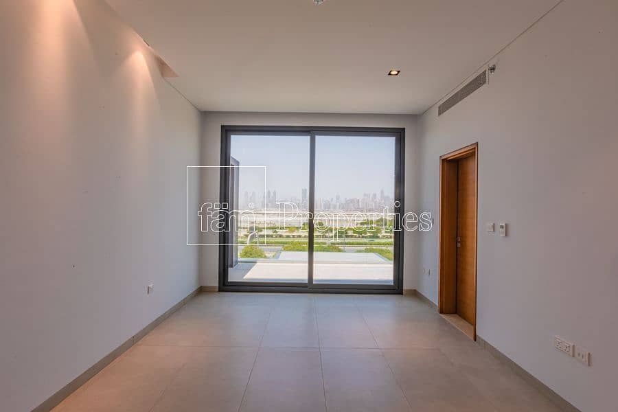 13 One Bed with Burj Khalifa View | Fitted Kitchen