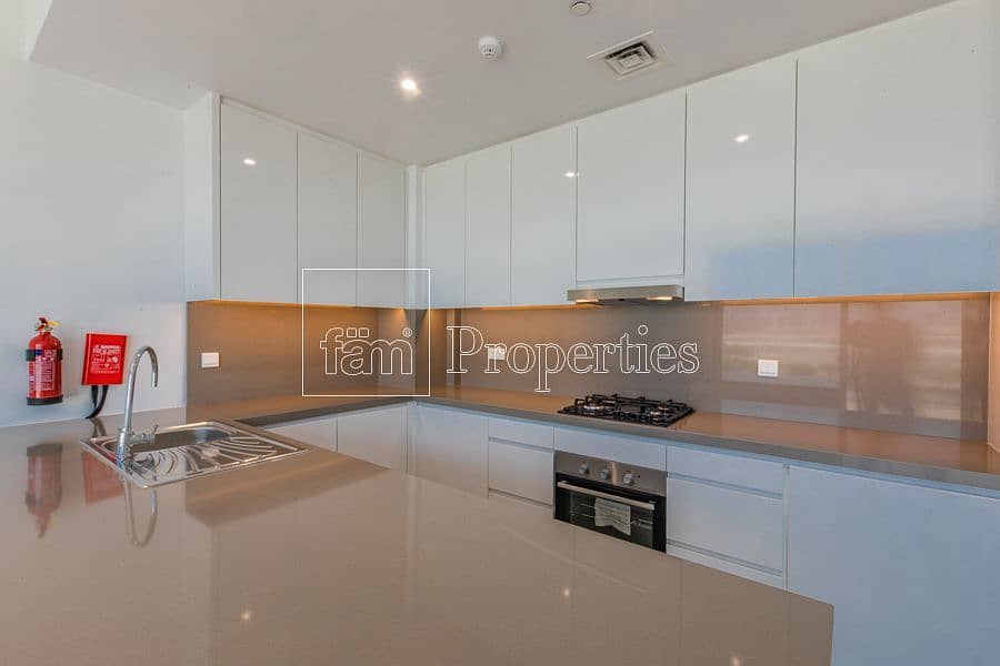 30 One Bed with Burj Khalifa View | Fitted Kitchen