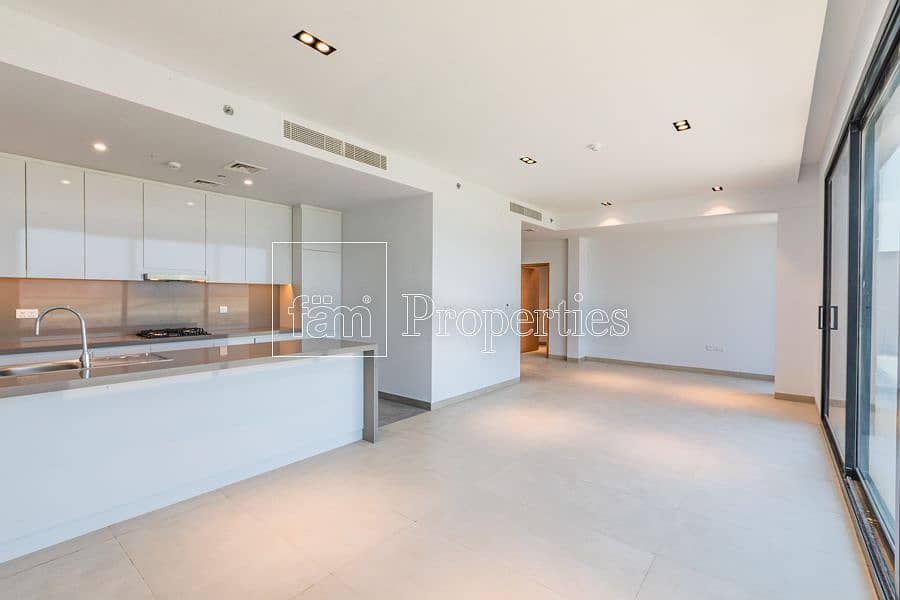 36 One Bed with Burj Khalifa View | Fitted Kitchen