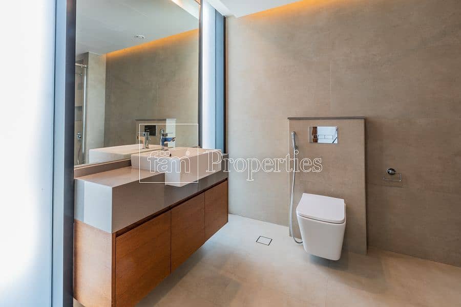 38 One Bed with Burj Khalifa View | Fitted Kitchen