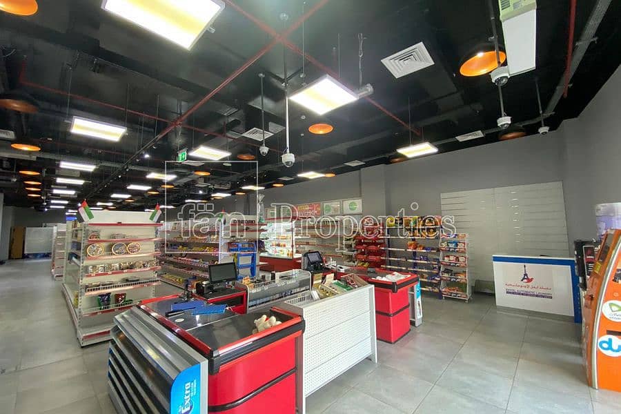 15 Burj Khalifa view retail shop for sale