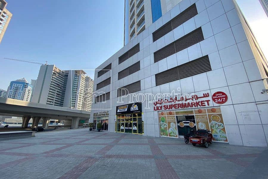 17 Burj Khalifa view retail shop for rent