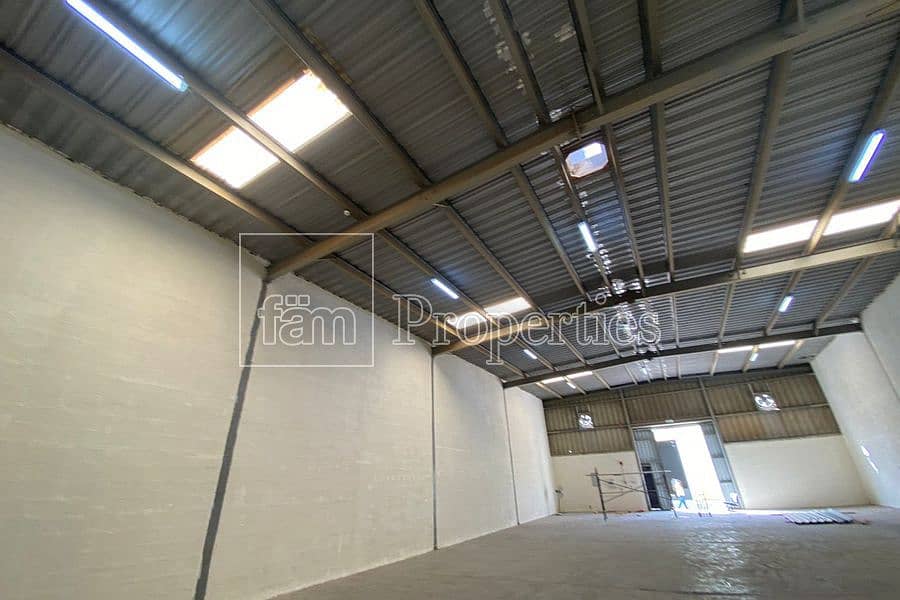 Al Quoz Industrial 1 fitted warehouse for rent