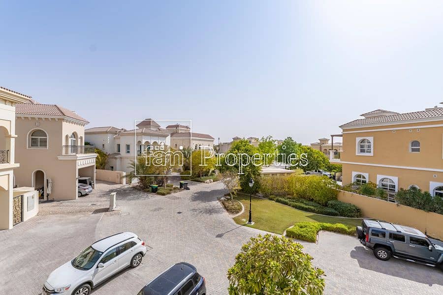 23 Walk to GEMS School|4BR Custom| 2 Majlis