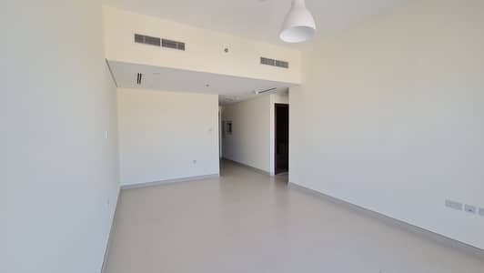 فلیٹ 1 غرفة نوم للايجار في ند الحمر، دبي - شقة في برج وصل ند ند الحمر 1 غرف 32000 درهم - 4904357