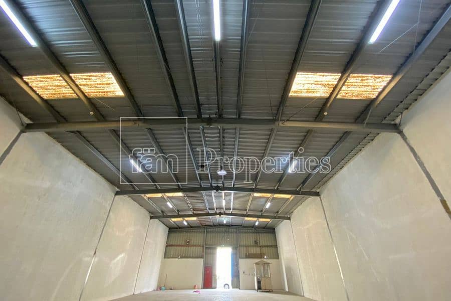 For lease fitted warehouse in DIP