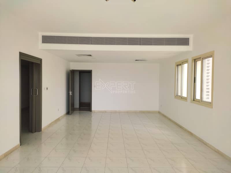 Квартира в Шейх Зайед Роуд，Аль Ростамани Тауэрс，Первый Тауэр, 3 cпальни, 95000 AED - 5389839