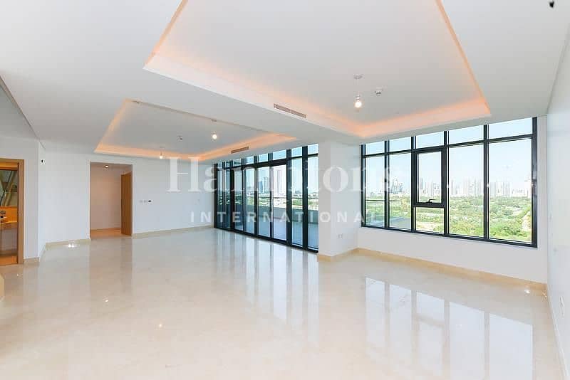 Priced to Sell | Penthouse | Golf Course