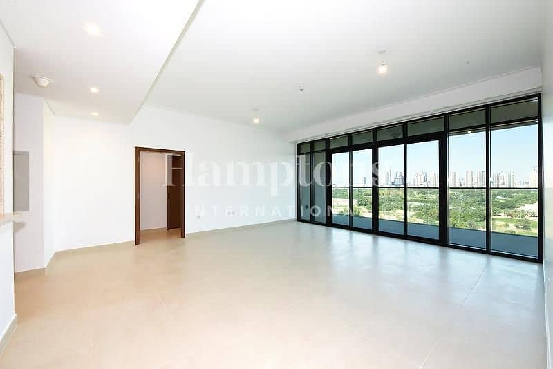 2 Vacant 3 Bed in C2 with Golf Course View
