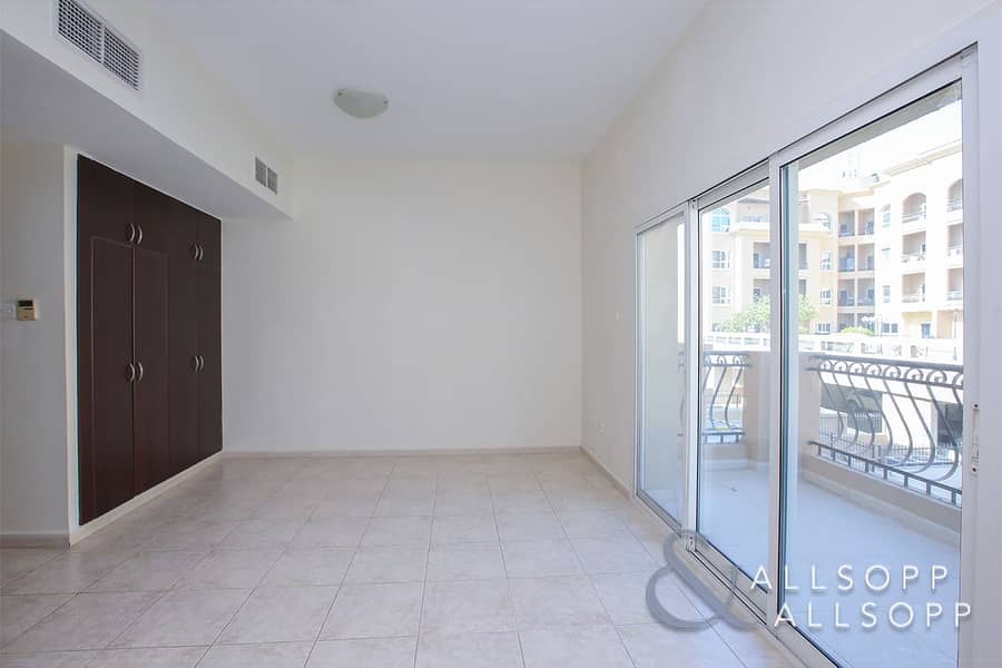 9 Exclusive | 3BR | Next 2 Park and Mall | VOT