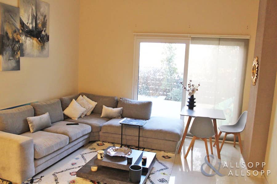 2 Large One Bedroom Apartment | Large Terrace