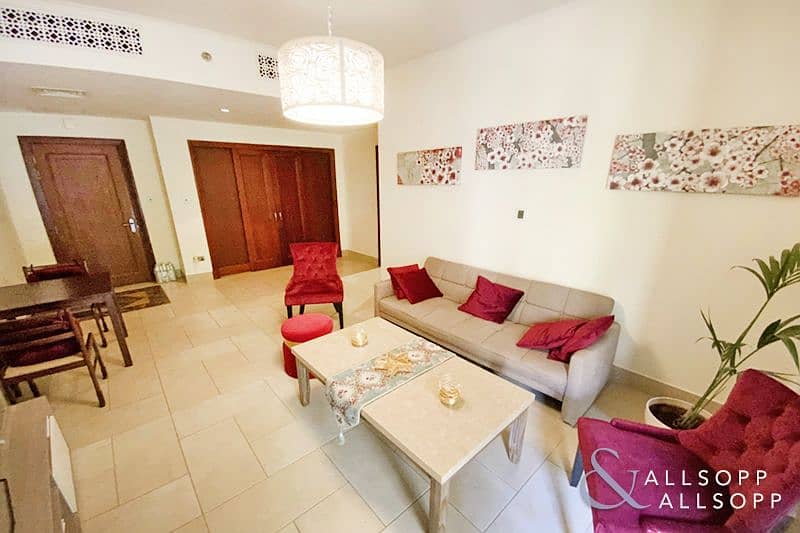 6 Exclusive | Tenanted | 1 Bedroom Apartment