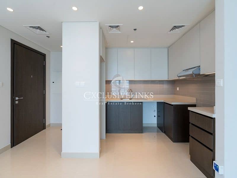 4 Chiller Free/ Spacious and Bigger 1 BR for Rent in Harbour Views