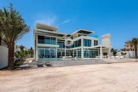 6 Bedroom Villa for Sale in Palm Jumeirah, Dubai - Tip Location | Ultra Modern | Skyline Views |