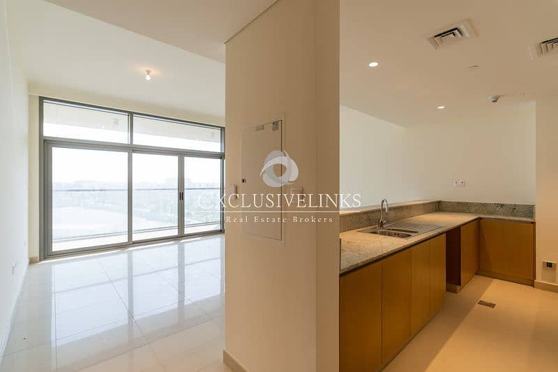 4 Brand New| Park View| High Floor| Available