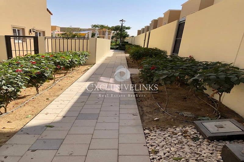 21 3 Bed Townhouse for rent in Amaranta